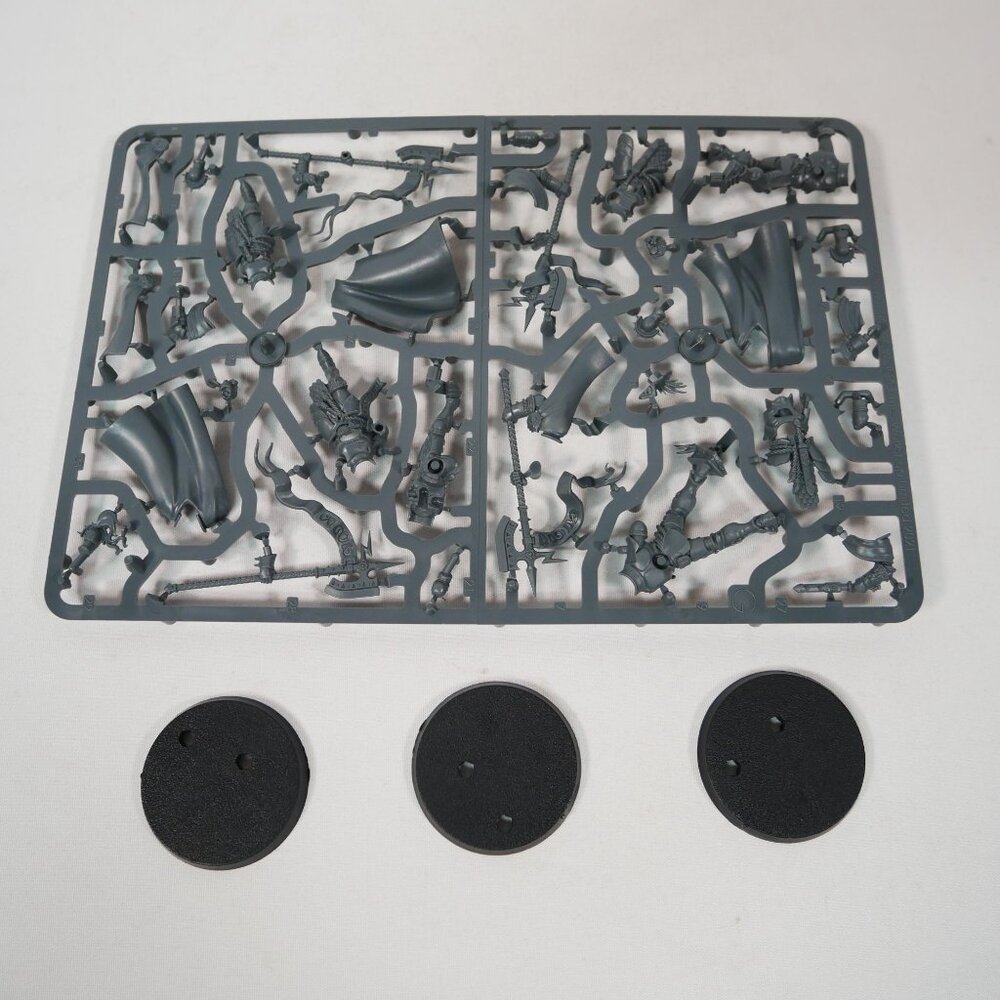 Games Workshop Age Of Sigmar Stormcast Eternals Praetors X3 New On Sprue - Picture 2 of 3